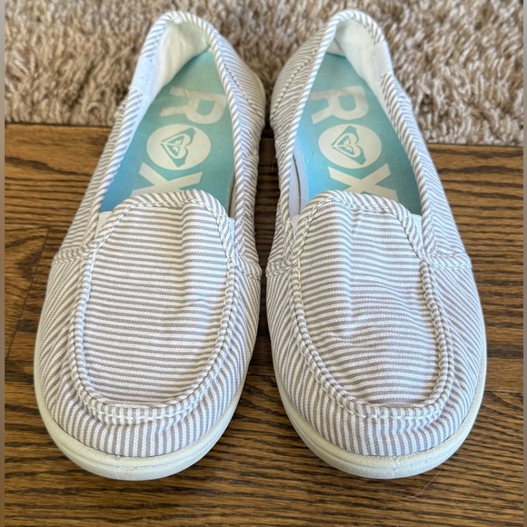 Roxy Shoes - 🌊 Roxy Seersucker Stripe Slip-On Loafers (Women’s Size 7)